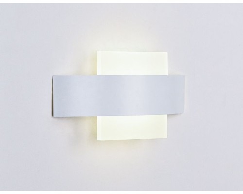 Настенный светильник Individual FW202 Ambrella