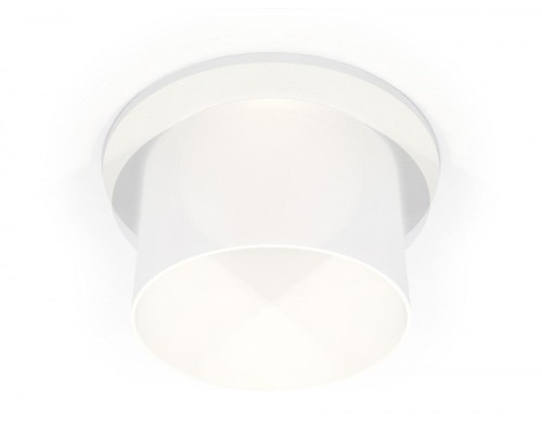 Точечный светильник Techno Spot XC6512067 Ambrella