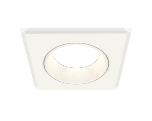 Точечный светильник XC XC6520001 Ambrella