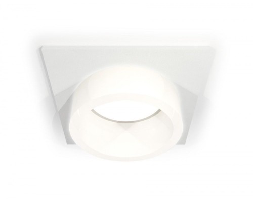 Точечный светильник Techno Spot XC6520065 Ambrella