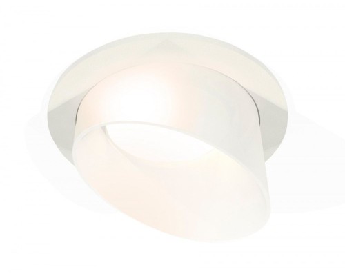 Точечный светильник XC XC7621046 Ambrella