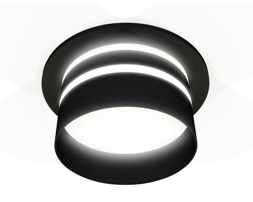 Точечный светильник XC XC7622042 Ambrella