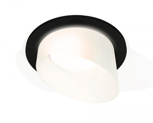 Точечный светильник XC XC7622046 Ambrella