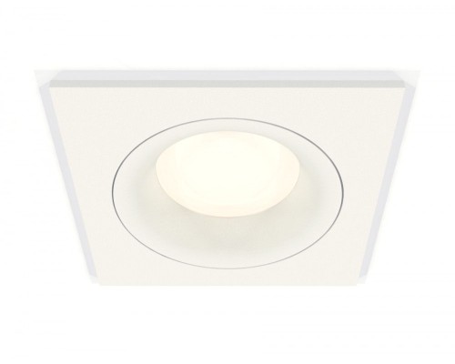 Точечный светильник XC XC7631001 Ambrella