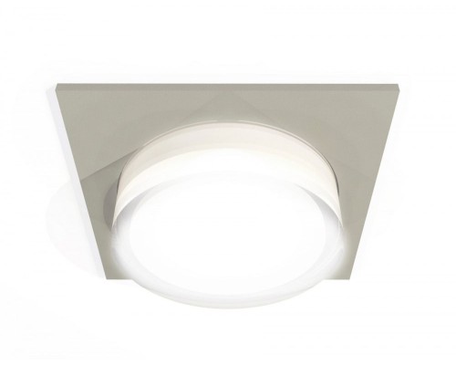 Точечный светильник XC XC7633040 Ambrella