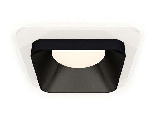 Точечный светильник XC XC7901002 Ambrella