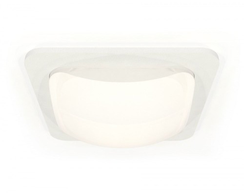 Точечный светильник XC XC7901014 Ambrella