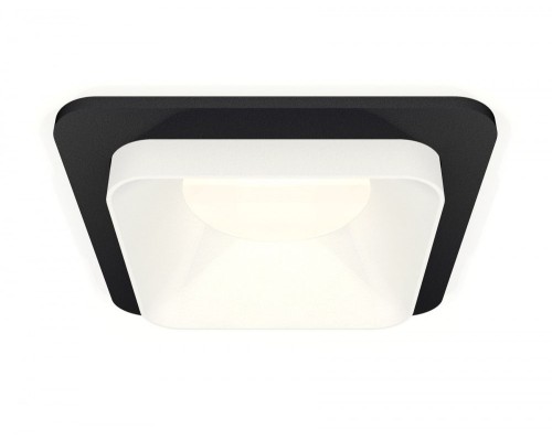 Точечный светильник XC XC7902001 Ambrella