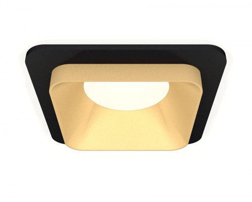 Точечный светильник XC XC7902004 Ambrella