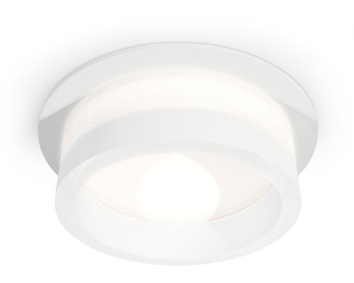 Точечный светильник Techno Spot XC8050015 Ambrella