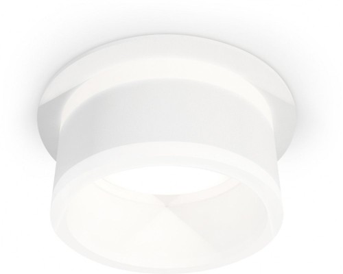 Точечный светильник Techno Spot XC8050019 Ambrella