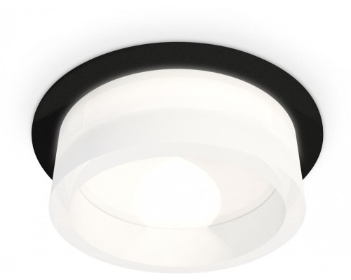 Точечный светильник Techno Spot XC8051015 Ambrella