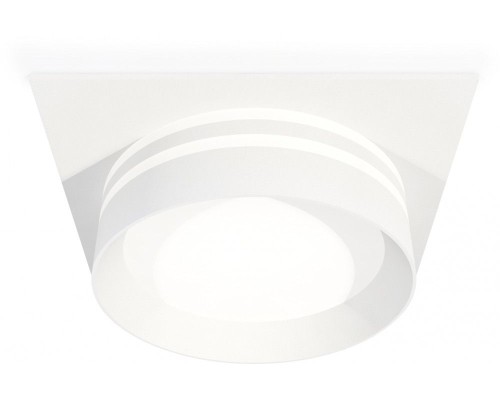 Точечный светильник Techno Spot XC8061021 Ambrella