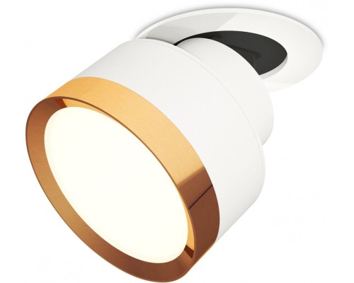 Точечный светильник Techno Spot XM8101503 Ambrella