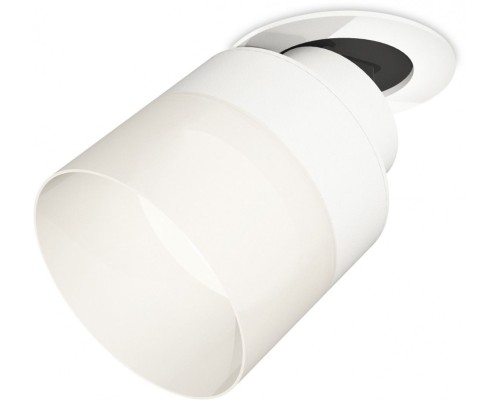 Точечный светильник Techno Spot XM8101521 Ambrella