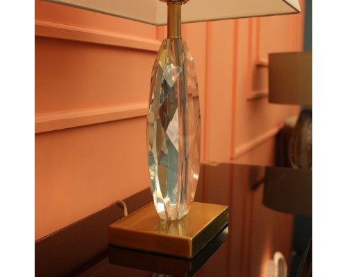 Интерьерная настольная лампа Mograne 30080 Cloyd