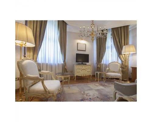 Подвесная люстра Platea 8820/09 LM-6 Divinare