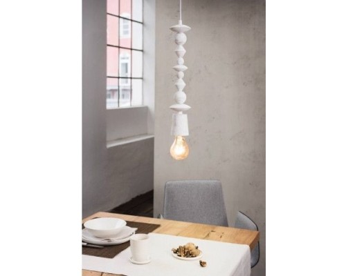 Подвесной светильник Avoltri 49371 Eglo