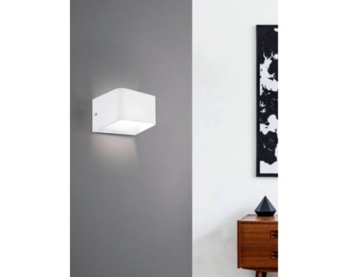 Настенный светильник Sania 4 98421 Eglo