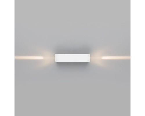 Светильник Blaze 35136/W белый Elektrostandard