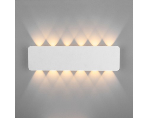 Настенный светильник Angle 40139/1 LED Elektrostandard