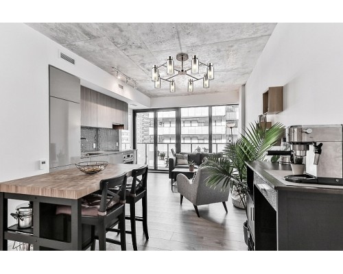 Потолочная люстра  1115/8PL Escada