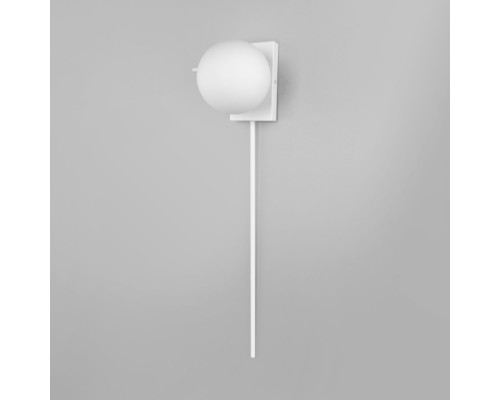 Настенный светильник Fredo 40033/1 белый Eurosvet