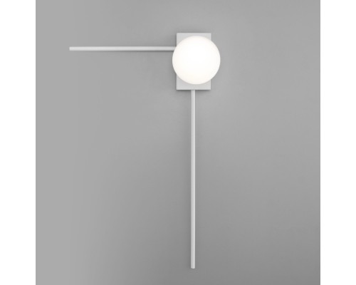 Настенный светильник Fredo 40034/1 белый Eurosvet