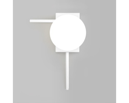 Настенный светильник Fredo 40036/1 белый Eurosvet