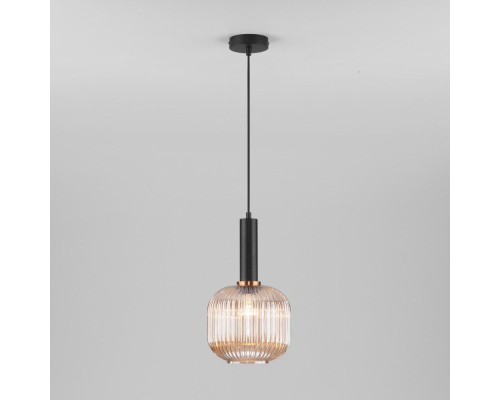 Подвесной светильник Bravo 50182/1 янтарь Eurosvet