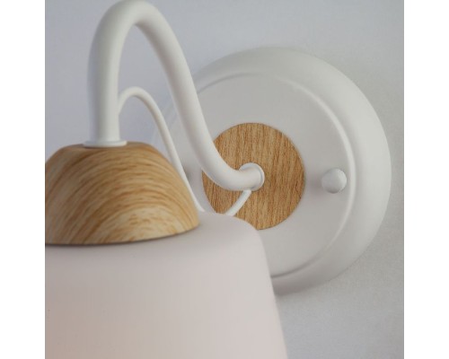 Бра Betty 70062/1 белый Eurosvet