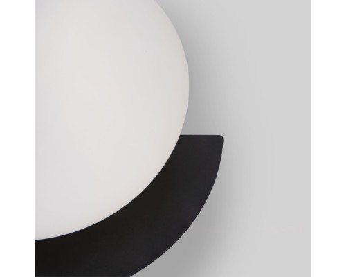 Настенный светильник Moity 70150/1 черный Eurosvet