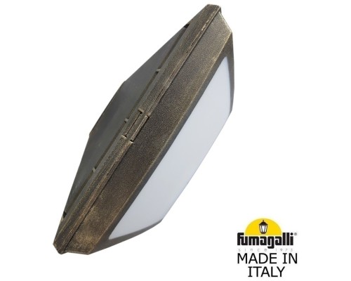 Настенный светильник уличный Guizeppe 4P2.000.000.BYF1R Fumagalli