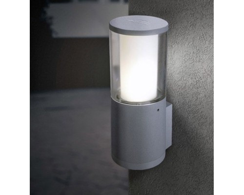 Настенный светильник уличный Carlo DR1.570.000.LXU1L Fumagalli