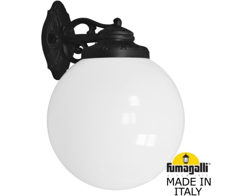 Настенный фонарь уличный GLOBE 300 G30.131.000.AYF1RDN Fumagalli
