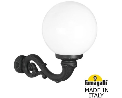 Настенный фонарь уличный GLOBE 300 G30.171.000.AYF1R Fumagalli