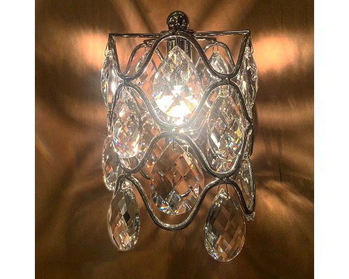 Бра Nikon MB103910-1A chrome/clear Illuminati