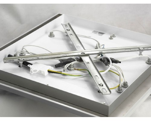 Потолочный светильник Lariano LSA-5407-09 Lussole