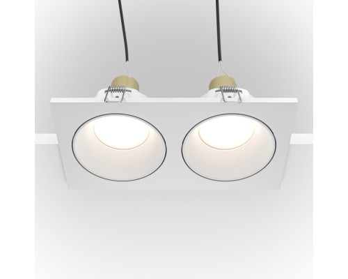 Точечный светильник Zoom DL033-2-02W Maytoni