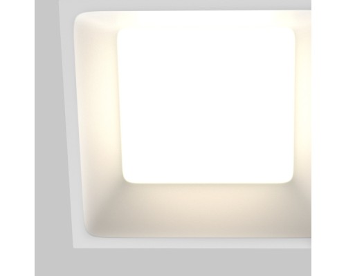 Точечный светильник Okno DL056-12W3-4-6K-W Maytoni