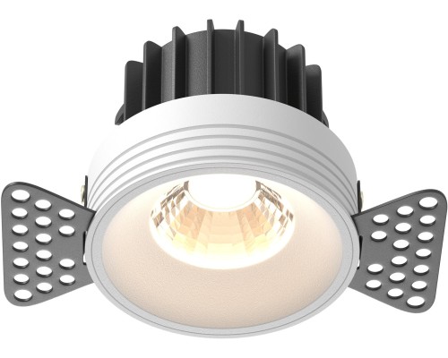 Точечный светильник Round DL058-12W3K-TRS-W Maytoni