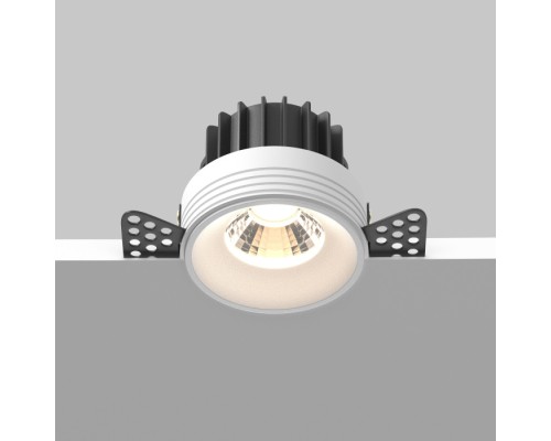 Точечный светильник Round DL058-12W3K-TRS-W Maytoni