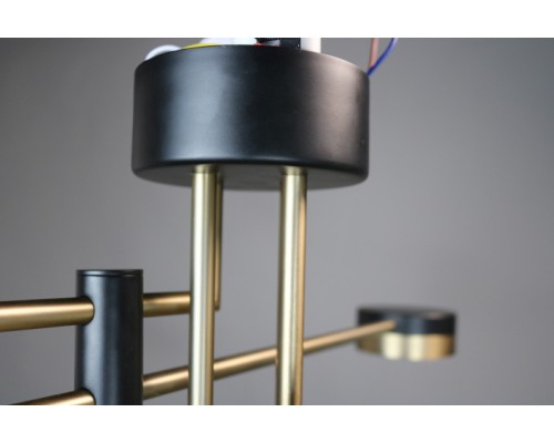 Потолочная люстра Lunar ZRS.1805.06 Zortes